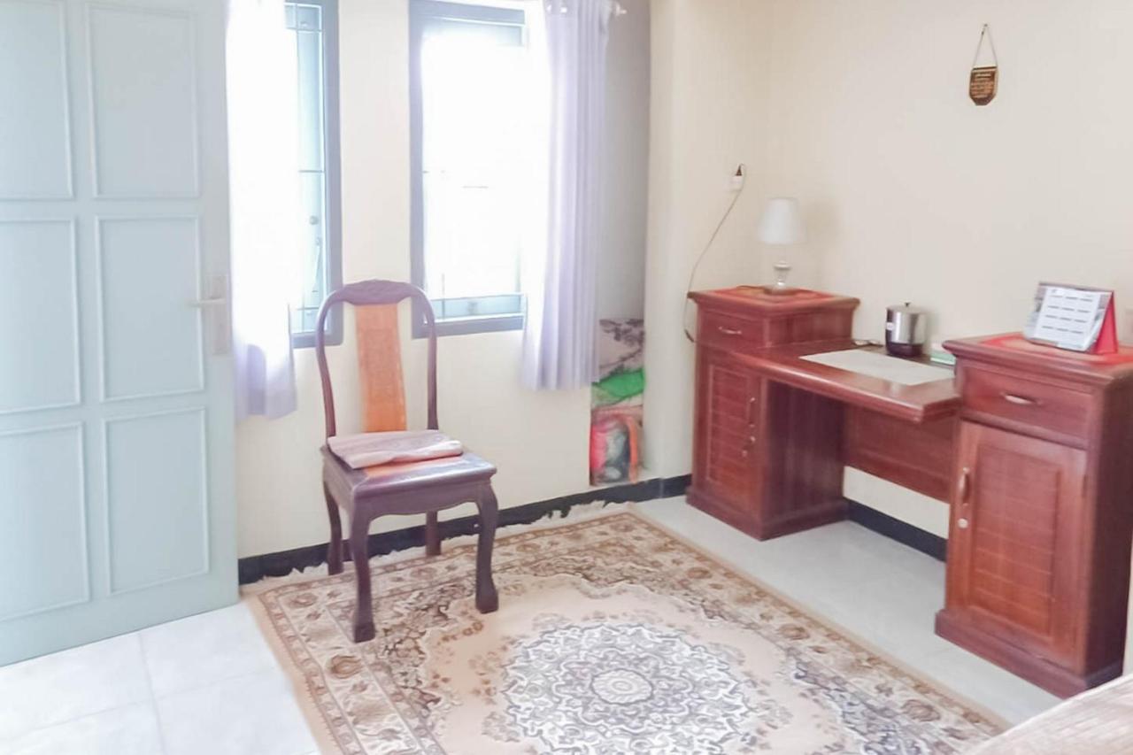 Triyoga Homestay Syariah Redpartner Sangkanurip Exteriér fotografie