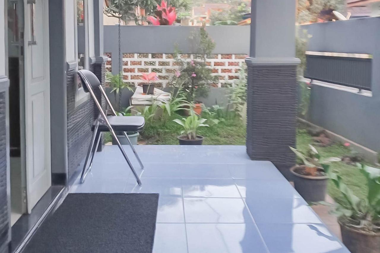 Triyoga Homestay Syariah Redpartner Sangkanurip Exteriér fotografie