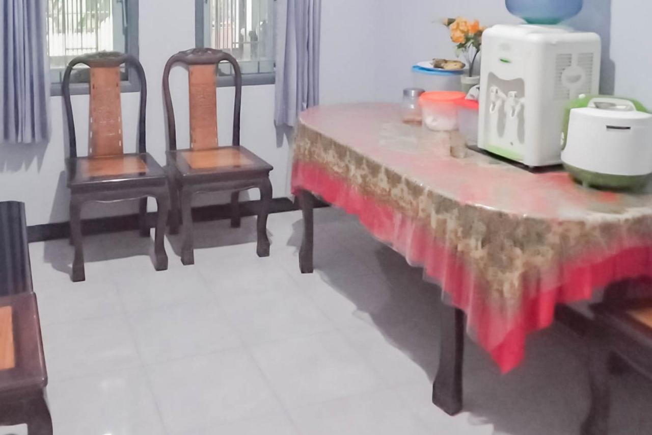 Triyoga Homestay Syariah Redpartner Sangkanurip Exteriér fotografie
