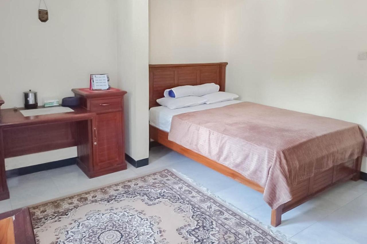 Triyoga Homestay Syariah Redpartner Sangkanurip Exteriér fotografie